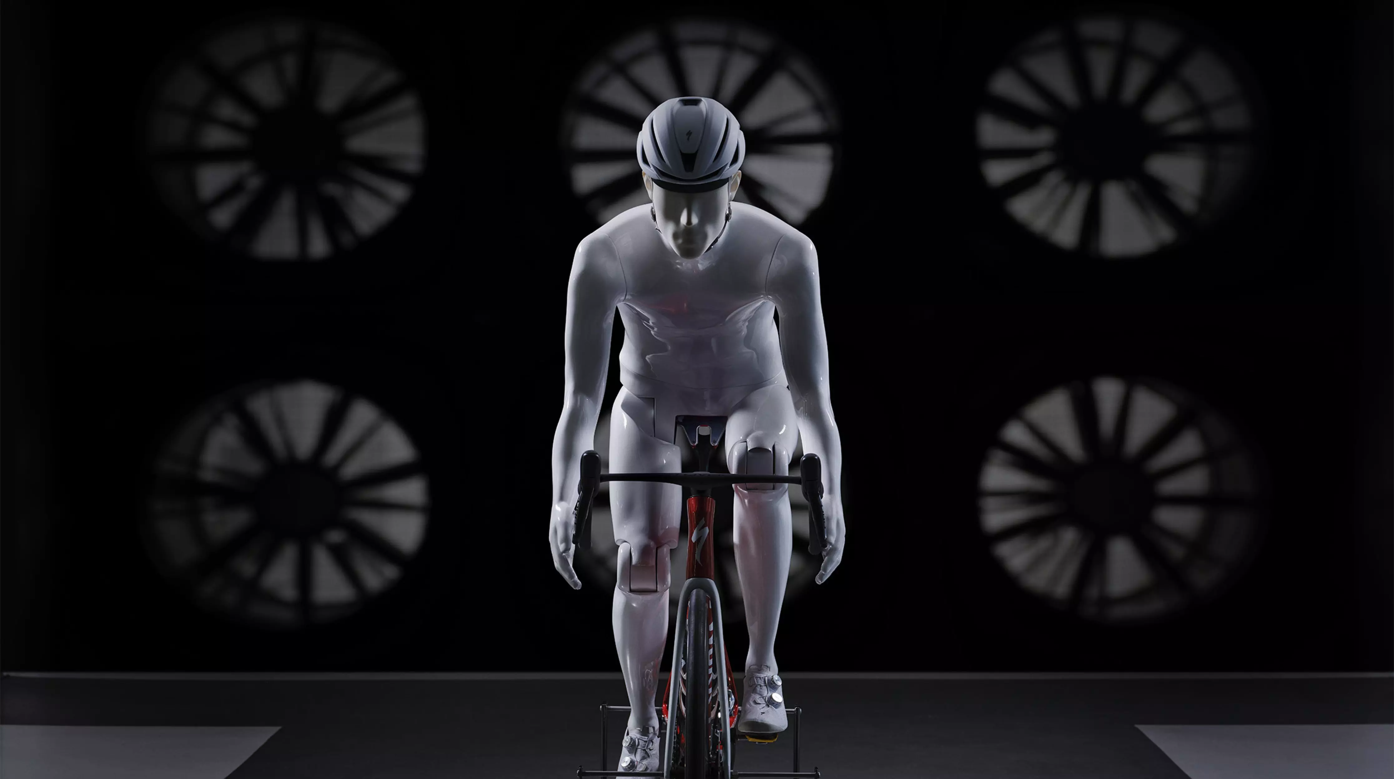 Evade 4 Najszybszy kask wyścigowy Specialized p2